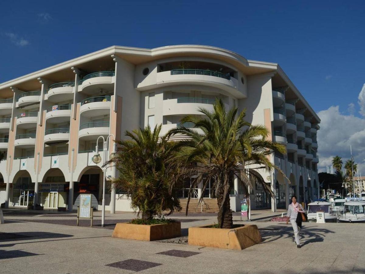Frejus: Appt 2P, 5 Pers, Piscine, Plage A 150M, Parking, Animaux Ok - Fr-1-226A-357 Buitenkant foto